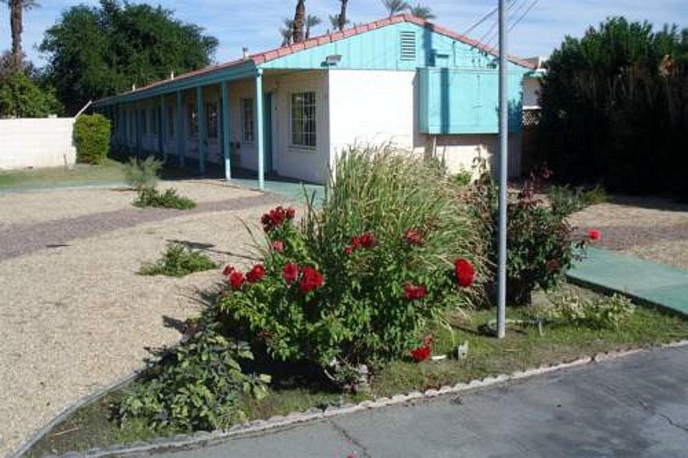 Mauna Loa Motel Indio Exterior photo