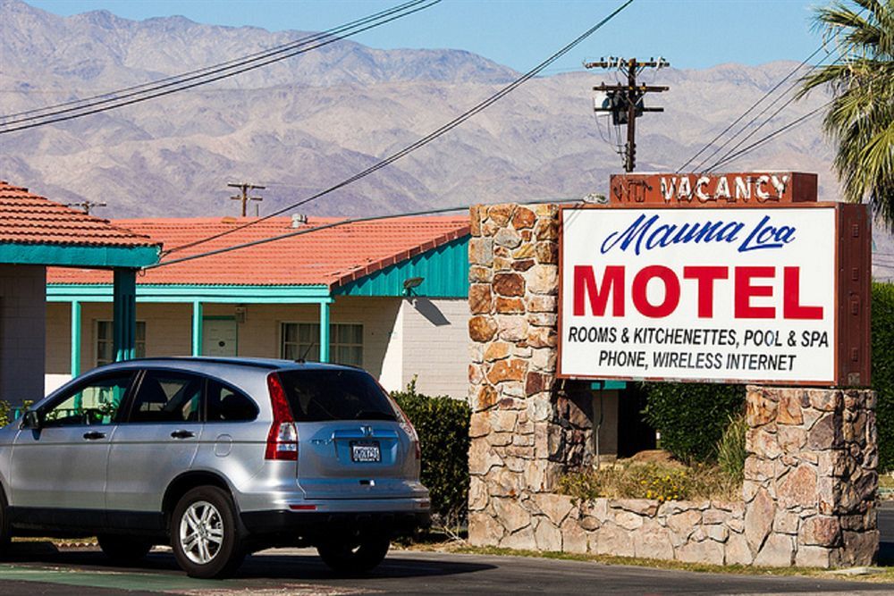 Mauna Loa Motel Indio Exterior photo