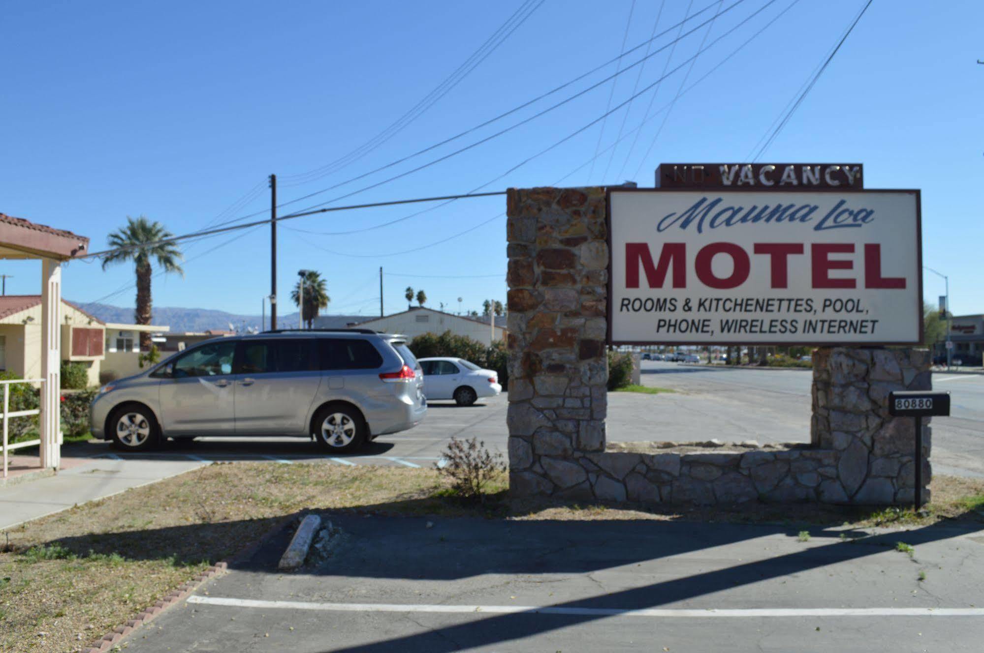 Mauna Loa Motel Indio Exterior photo