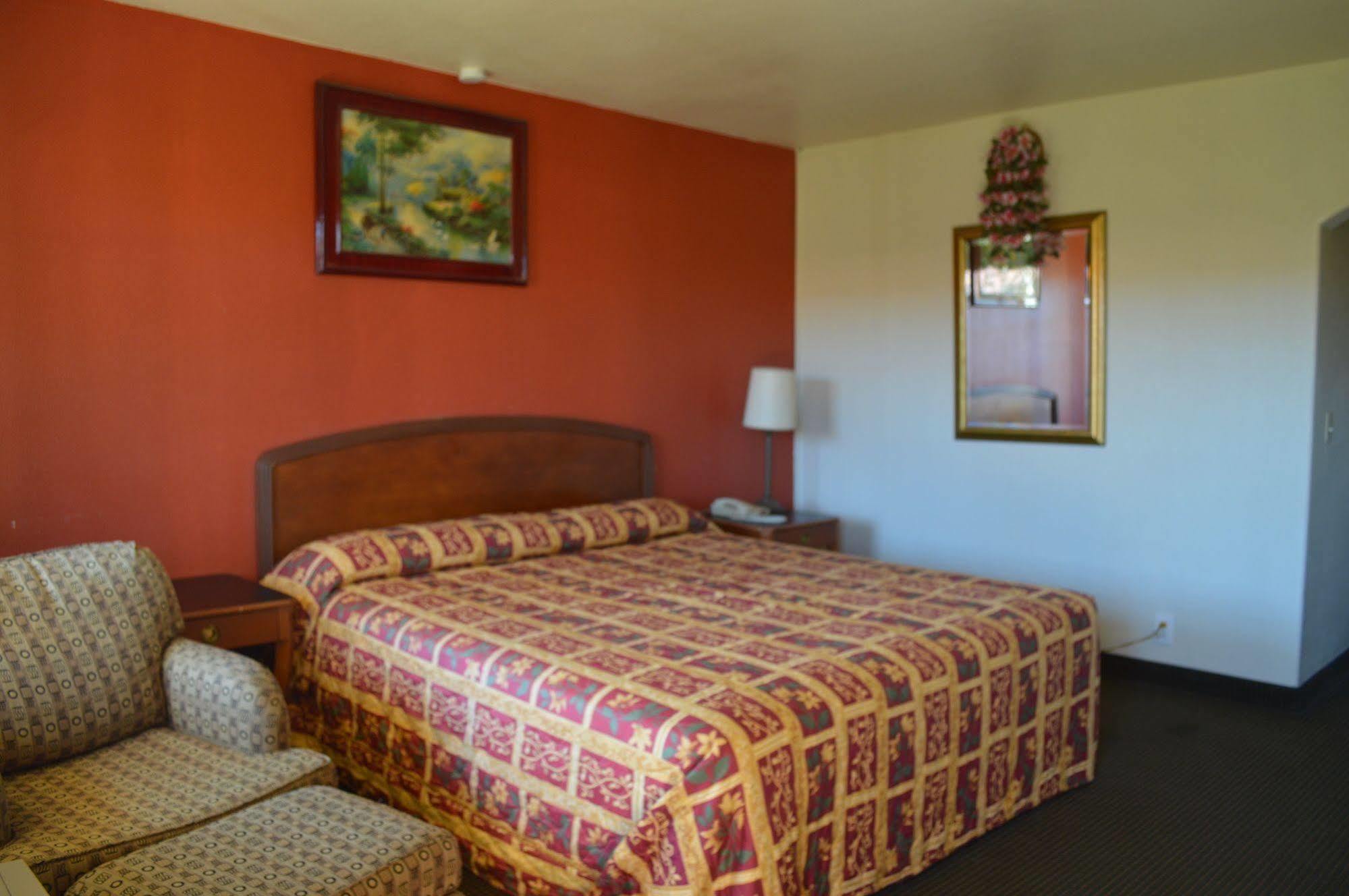 Mauna Loa Motel Indio Exterior photo
